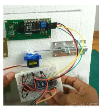 如何使用鍵盤和LCD顯示製作一個安全的基於Arduino的門鎖_伺服電機_10