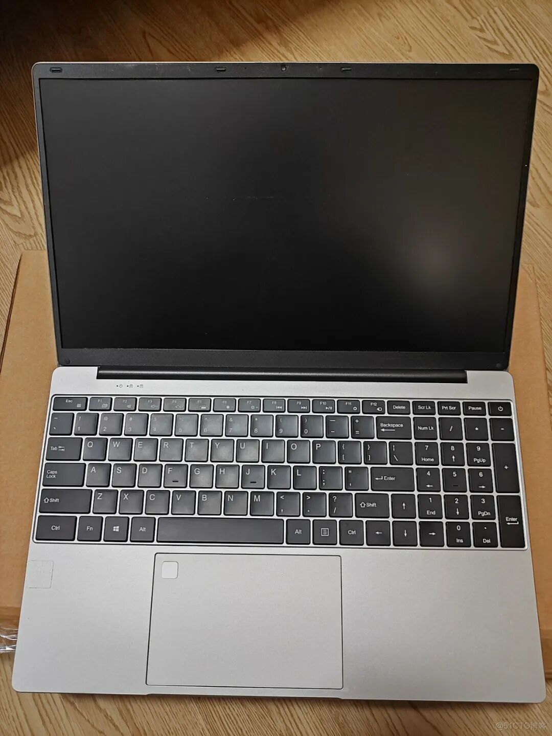 鹹魚流出388元11代筆記本，自帶15.5寸1080P高清大屏，N5095+12G+256G存儲，帶屏幕的飛牛雲NAS聖體?_#電腦_06